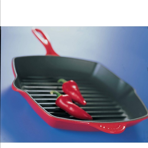 Le Creuset grill pan 10-1/4” Red - Picture 8 of 8